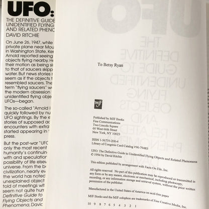 UFO: The Definitive Guide to Unidentified Flying Objects and Related Phenomena by David Ritchie [FIRST EDITION] - Bookshop Apocalypse