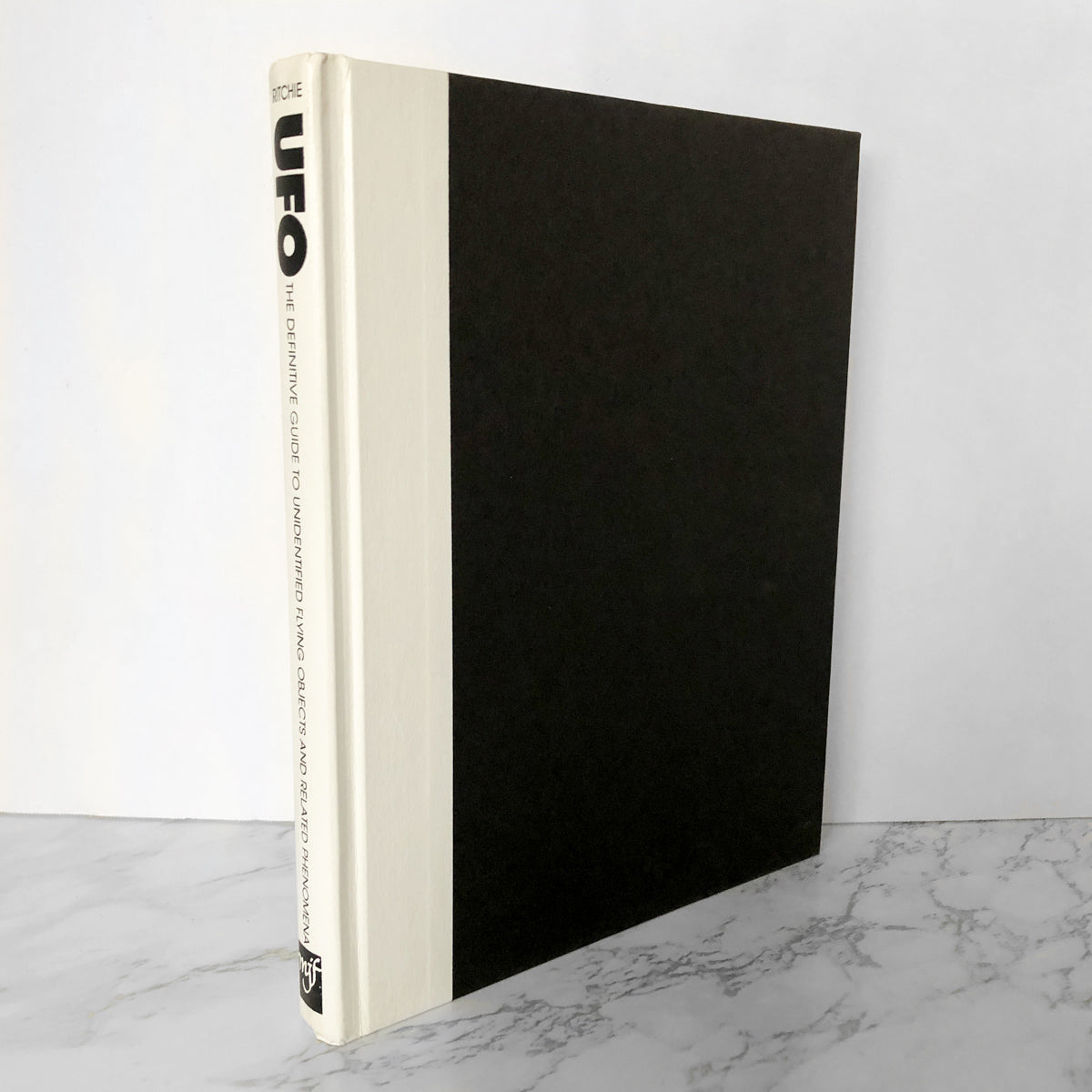 UFO: The Definitive Guide to Unidentified Flying Objects and Related Phenomena by David Ritchie [FIRST EDITION] - Bookshop Apocalypse