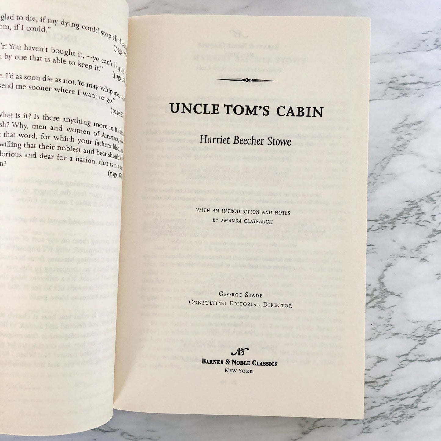 Uncle Tom's Cabin by Harriet Beecher Stowe [TRADE PAPERBACK] 2005