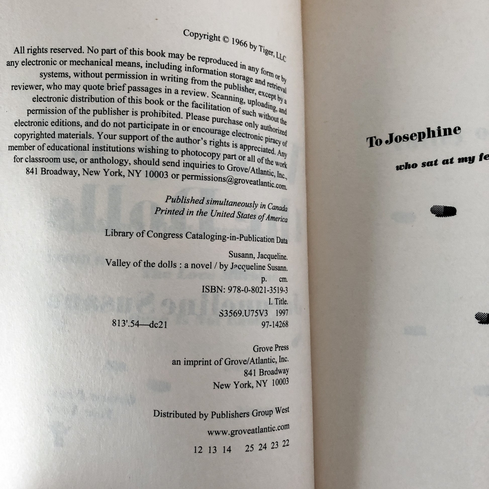 Valley of the Dolls by Jacqueline Susann - Bookshop Apocalypse