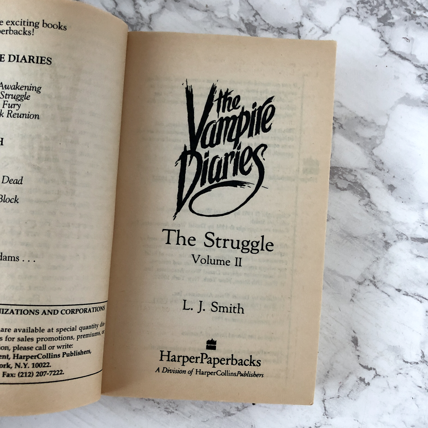 The Vampire Diaries Vol II: The Struggle by L.J. Smith [FIRST EDITION PAPERBACK ] / 1991 - Bookshop Apocalypse