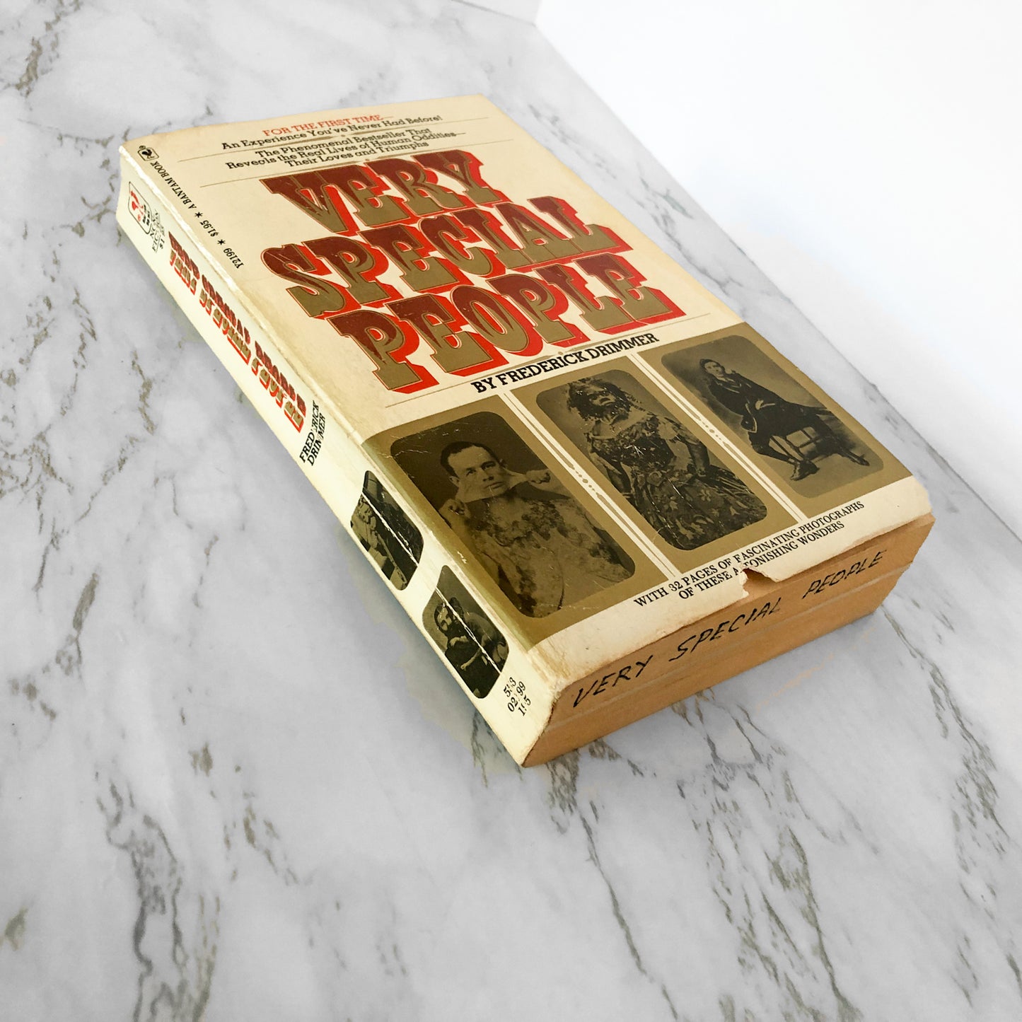 Very Special People: The Struggles, Loves & Triumphs of Human Oddities by Frederick Drimmer [FIRST PAPERBACK PRINTING]