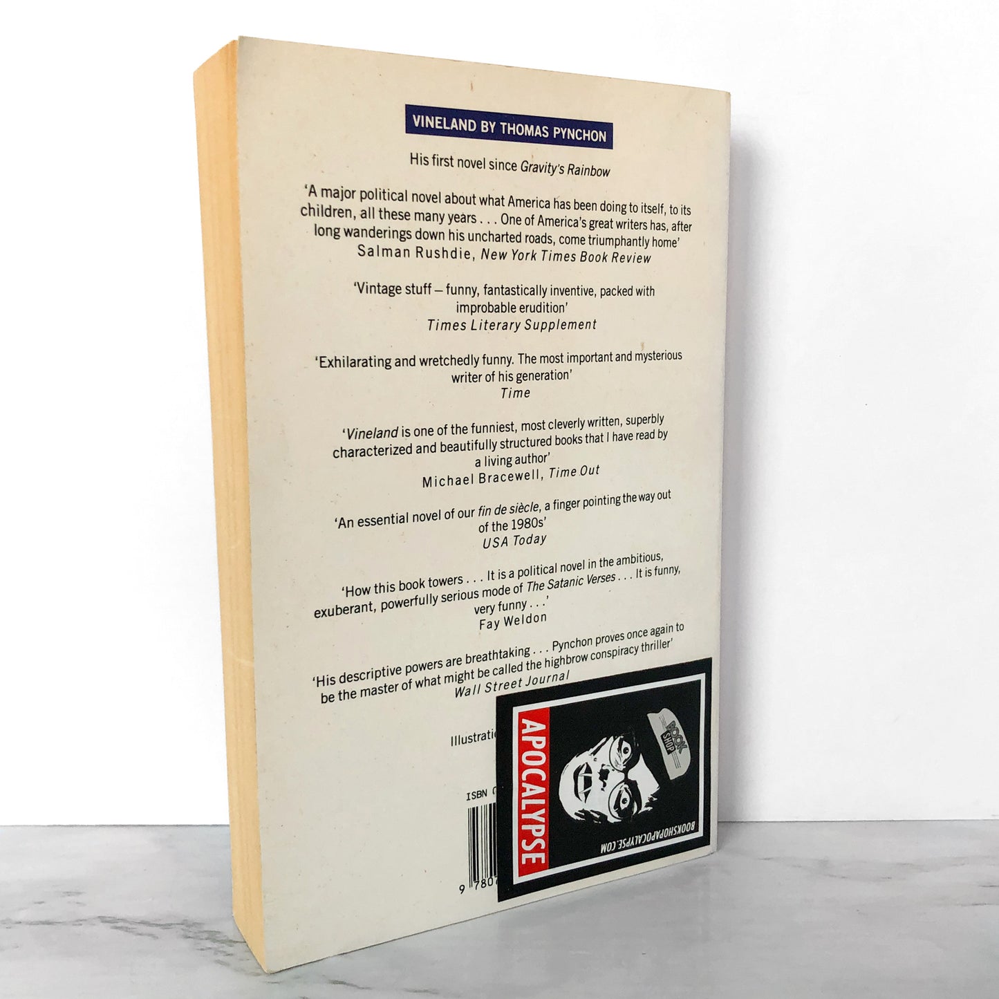 Vineland by Thomas Pynchon [U.K. TRADE PAPERBACK] 1991 • Minerva