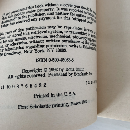 The Waitress by Sinclair Smith [1991 POINT HORROR PAPERBACK] - Bookshop Apocalypse