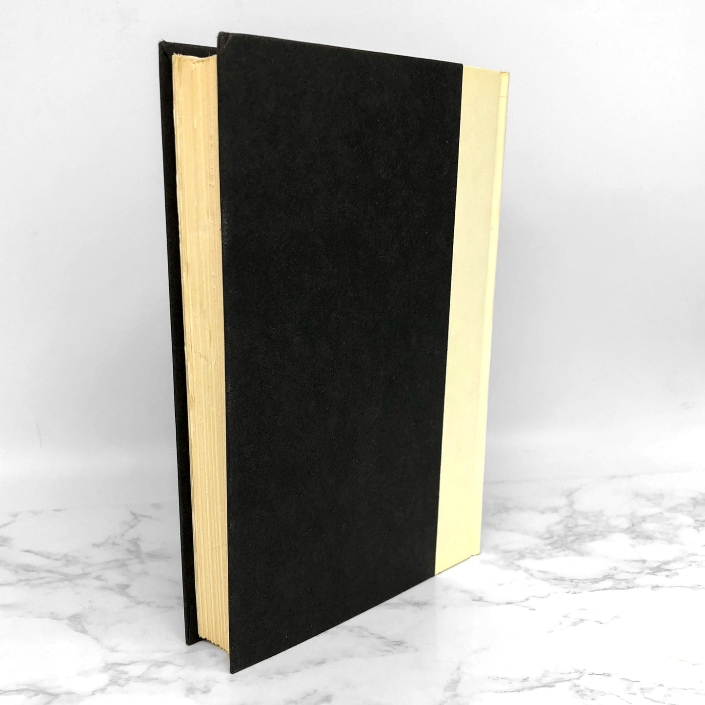 Watchers by Dean Koontz [1987 HARDCOVER] • BCE