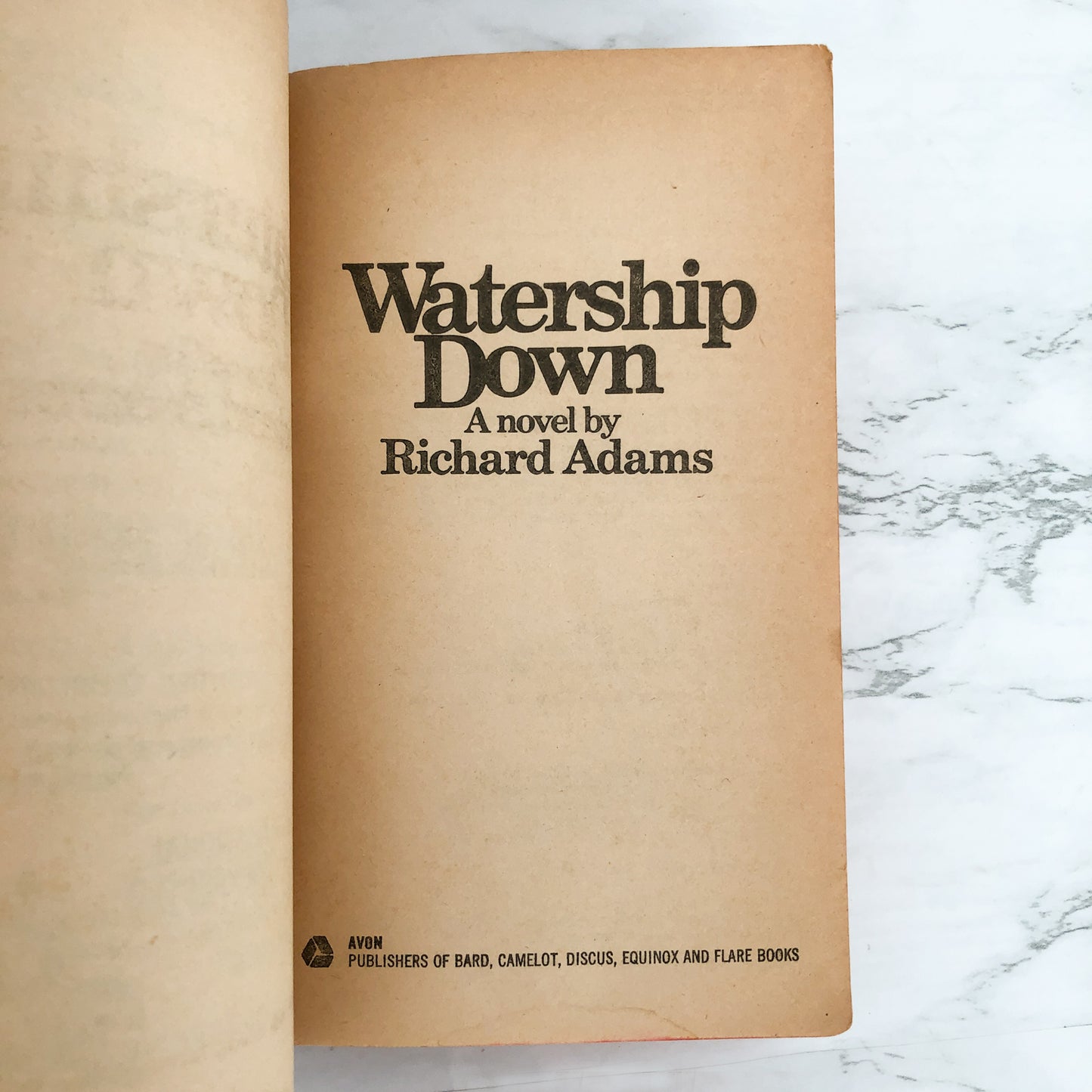 Watership Down by Richard Adams [FIRST PAPERBACK PRINTING / 1975]