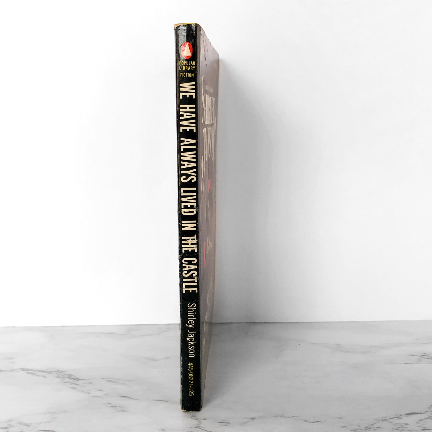 We Have Always Lived in the Castle by Shirley Jackson [1962 PAPERBACK]