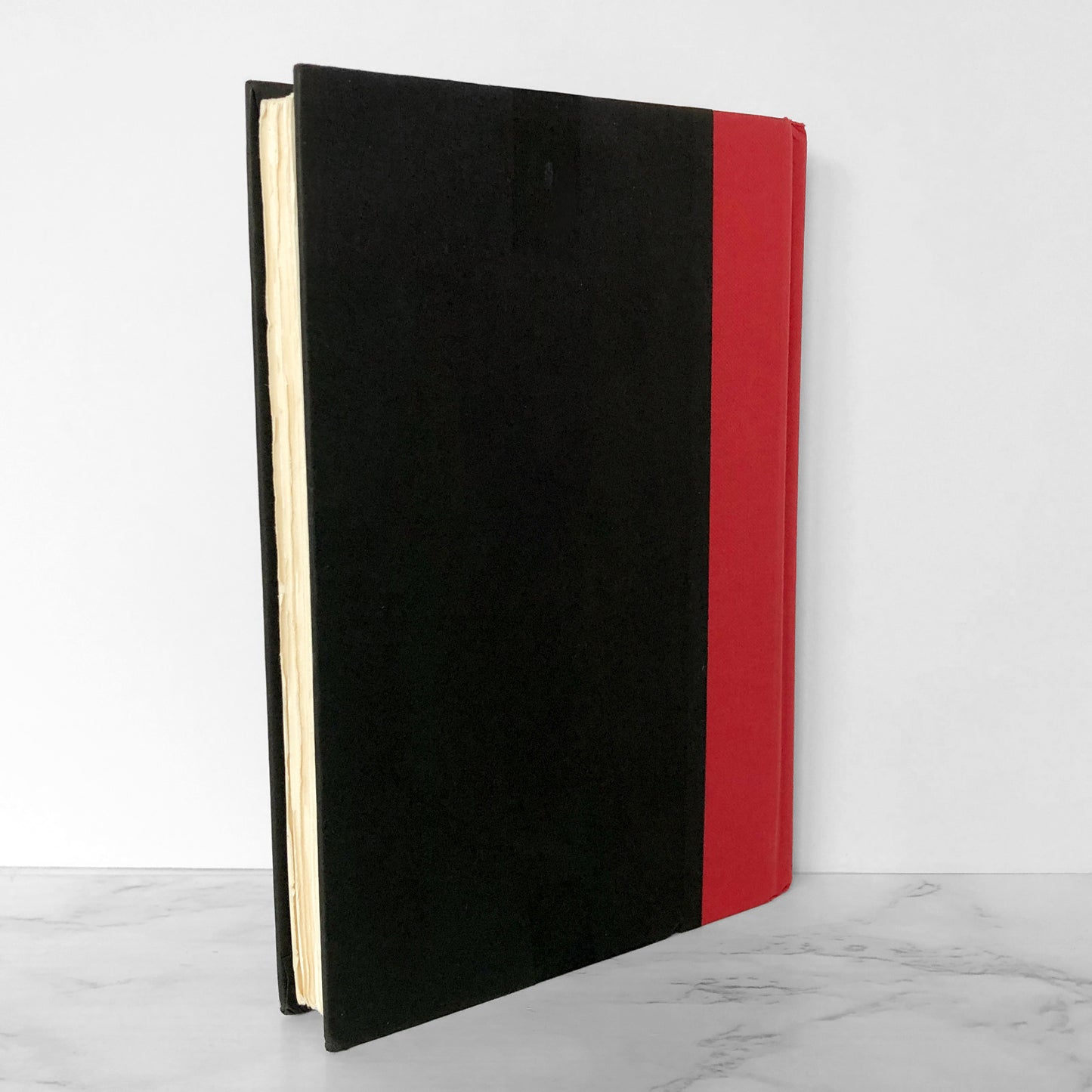 White is For Witching by Helen Oyeyemi [FIRST EDITION / FIRST PRINTING] 2009