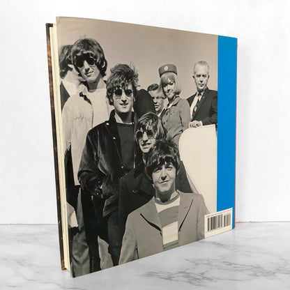 Who Shot Rock & Roll: A Photographic History, 1955-Present by Gail Buckland [FIRST EDITION]