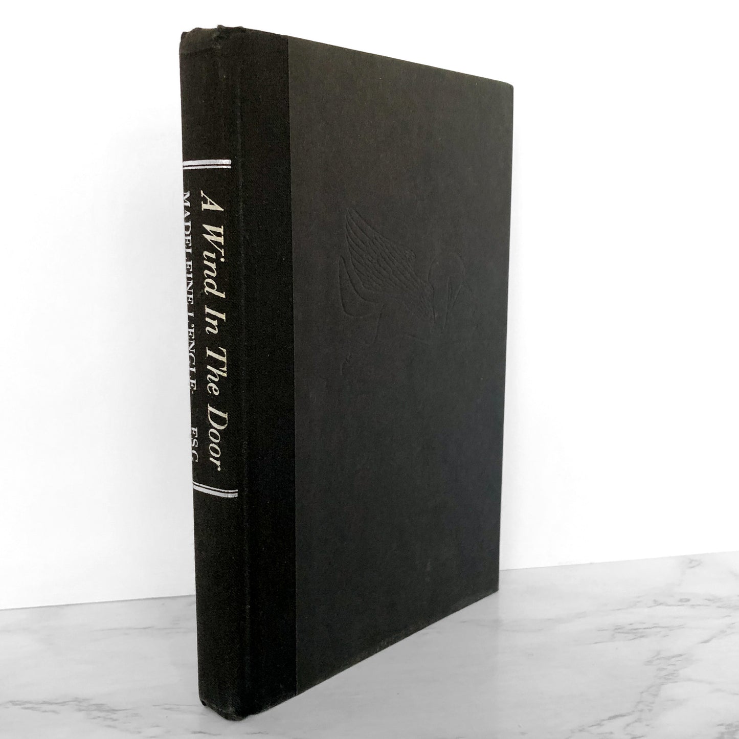 A Wind in the Door by Madeleine L'Engle [SECOND EDITION / 1995]