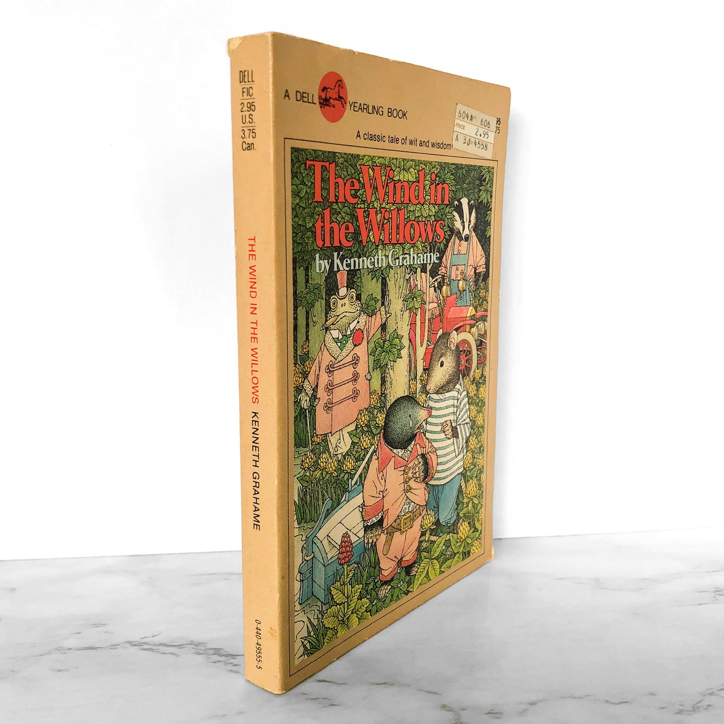 The Wind in the Willows by Kenneth Grahame [TRADE PAPERBACK / 1983]