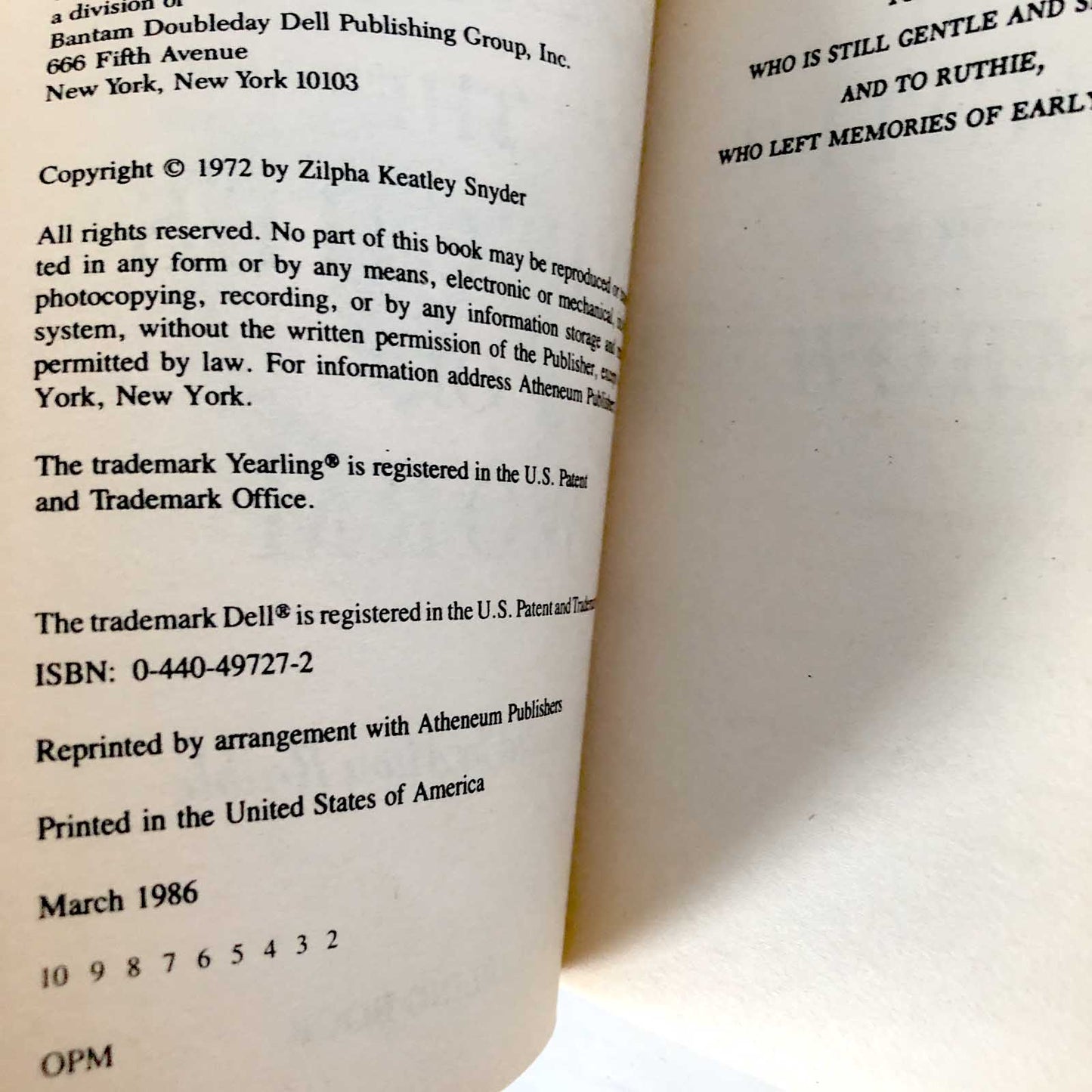 The Witches of Worm by Zilpha Keatley Snyder [1986 PAPERBACK]