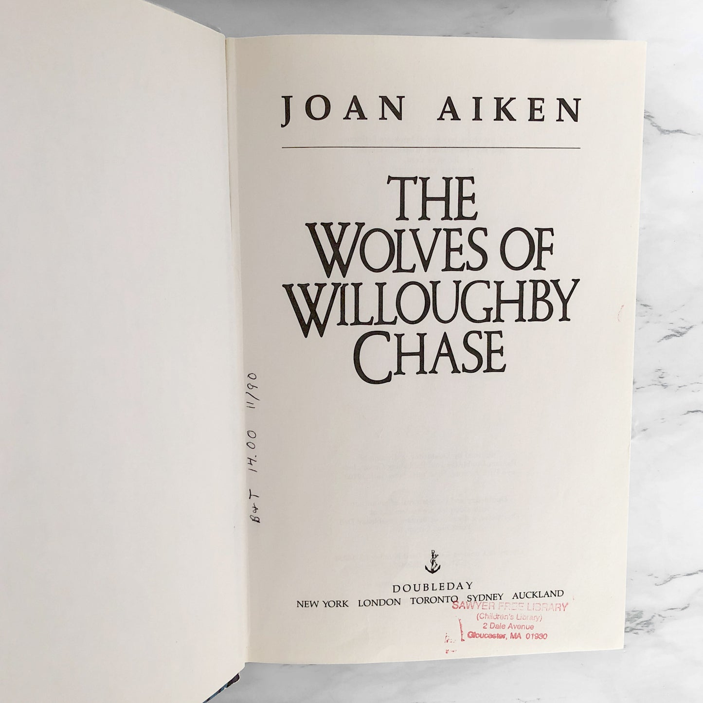 The Wolves of Willoughby Chase by Joan Aiken [RARE 1989 HARDCOVER]