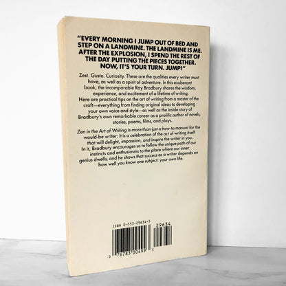 Zen in the Art of Writing by Ray Bradbury [1992 PAPERBACK]